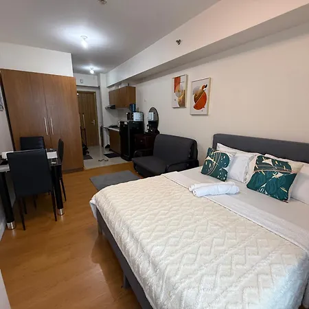 8 Adriatico Manila Aparthotel